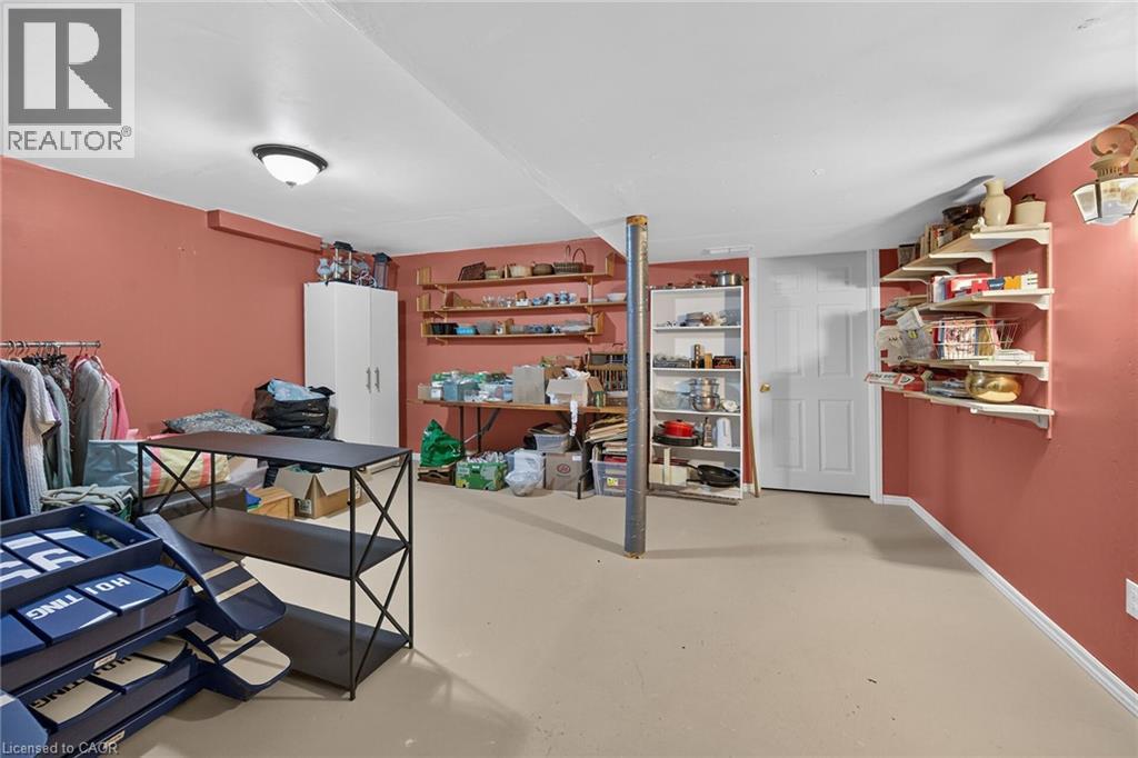 37 Glenhollow Drive, Hamilton, Ontario  L8J 3R8 - Photo 36 - 40871754