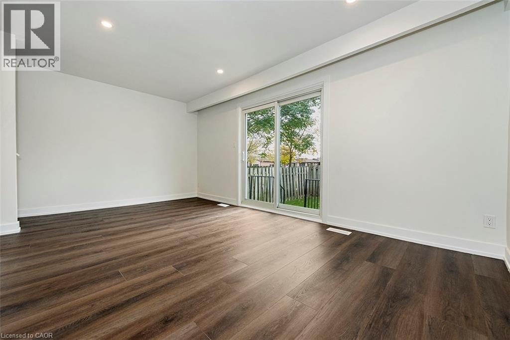 20 Anna Capri Drive Unit# 3, Hamilton, Ontario  L8W 1M6 - Photo 17 - 40871795