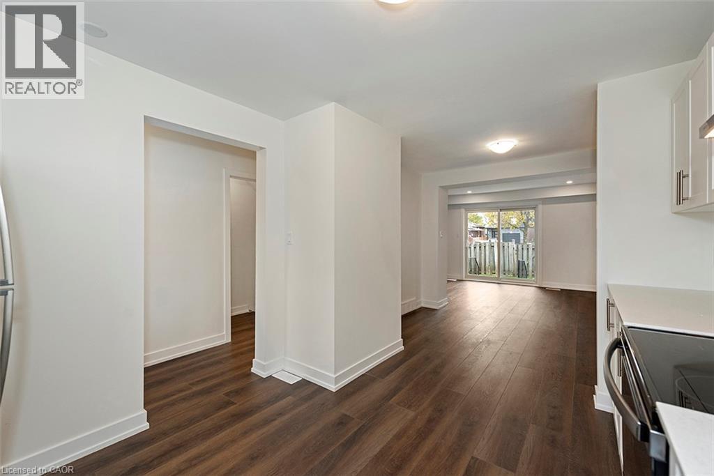 20 Anna Capri Drive Unit# 3, Hamilton, Ontario  L8W 1M6 - Photo 10 - 40871795