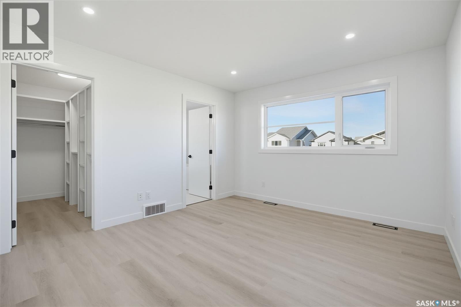 239 Taskamanwa Street, Saskatoon, Saskatchewan  S7V 1X3 - Photo 15 - SK051228