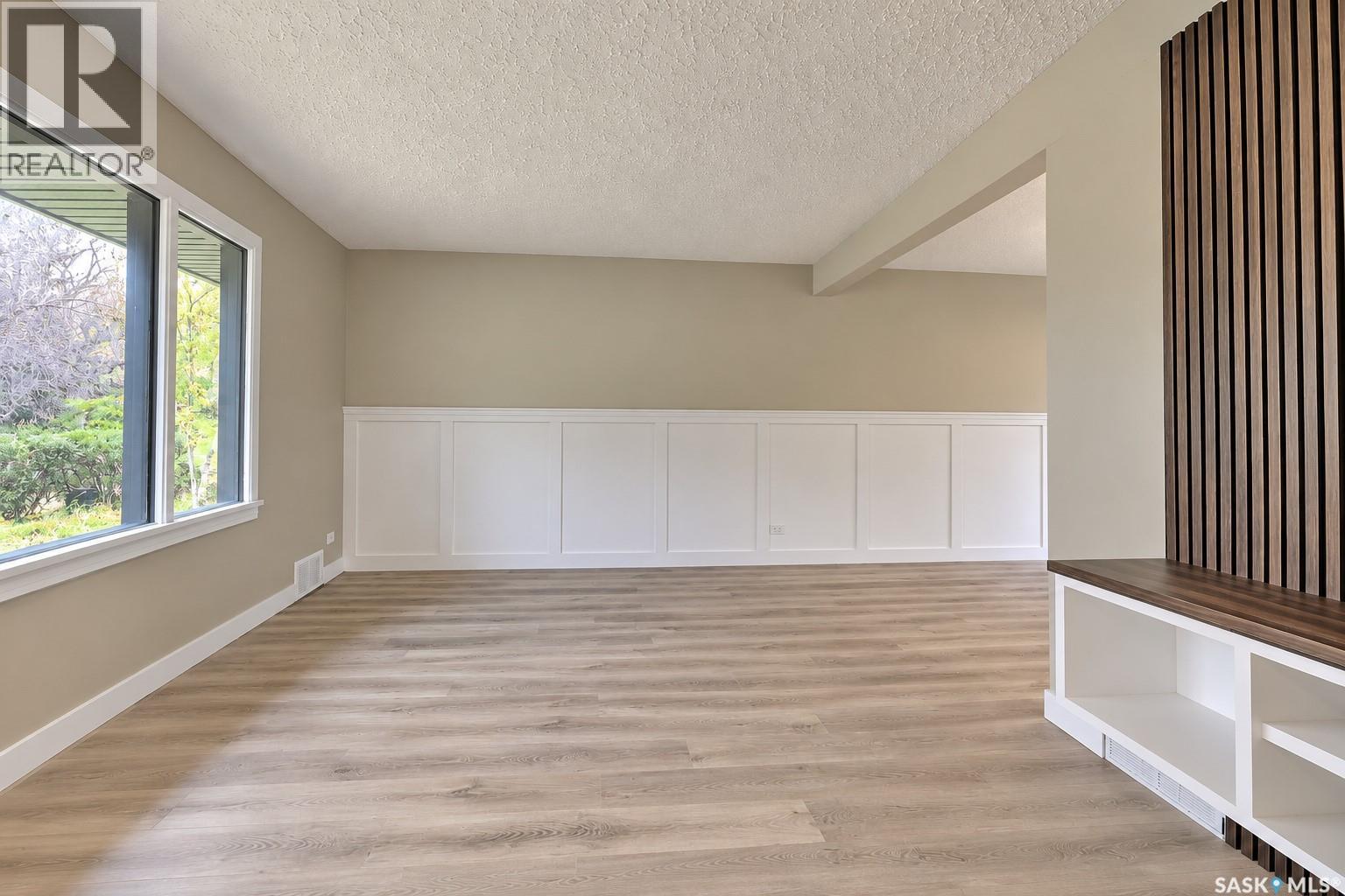 3721 Caen Avenue, Regina, Saskatchewan  S4S 0Y5 - Photo 8 - SK051173