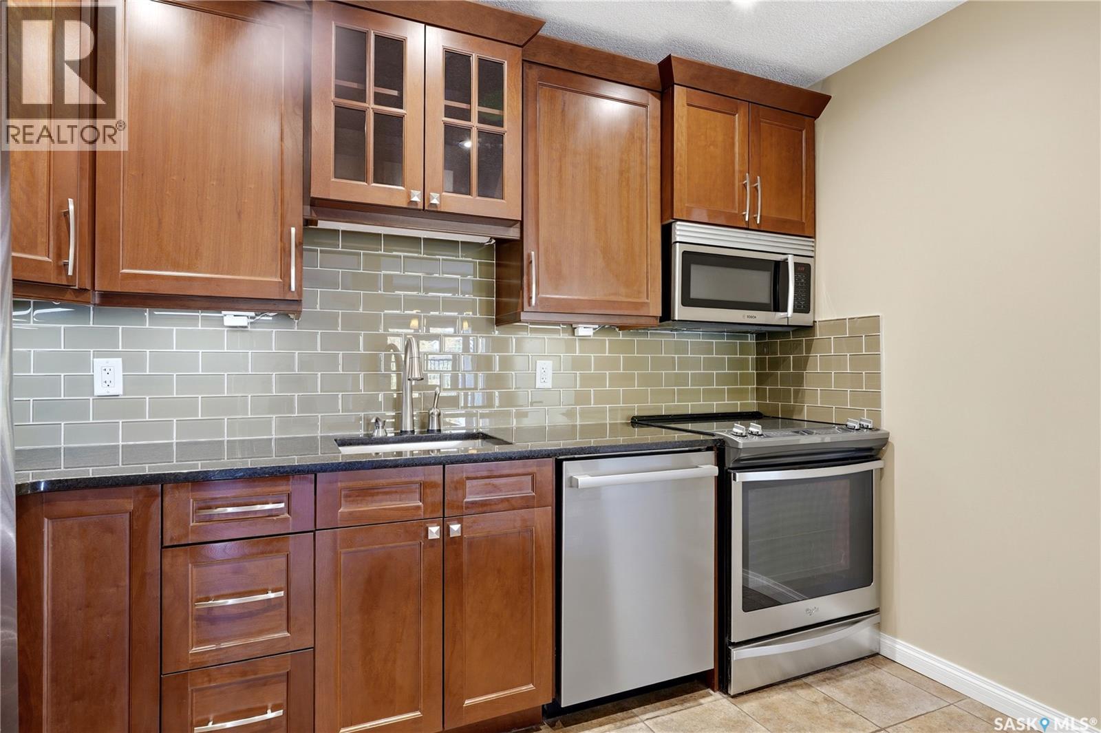 304 1002 Gryphons Walk, Regina, Saskatchewan  S4S 6X1 - Photo 18 - SK051160