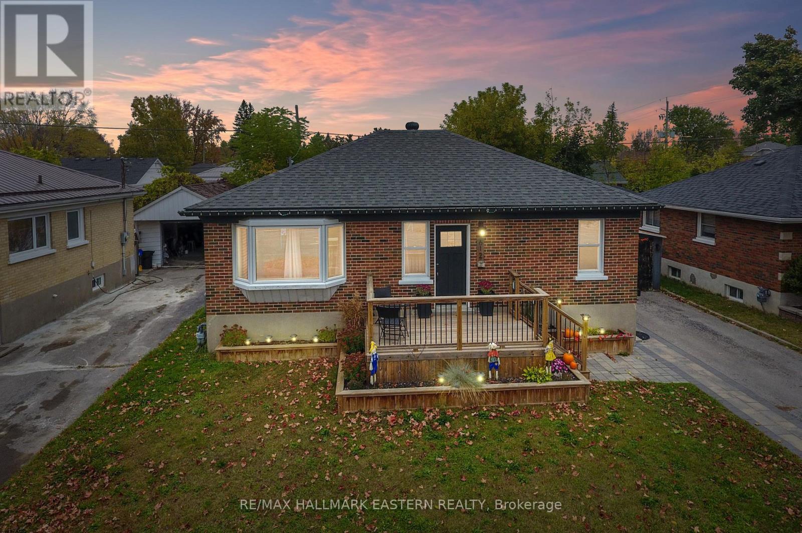 612 CRAWFORD DRIVE, Peterborough, Ontario