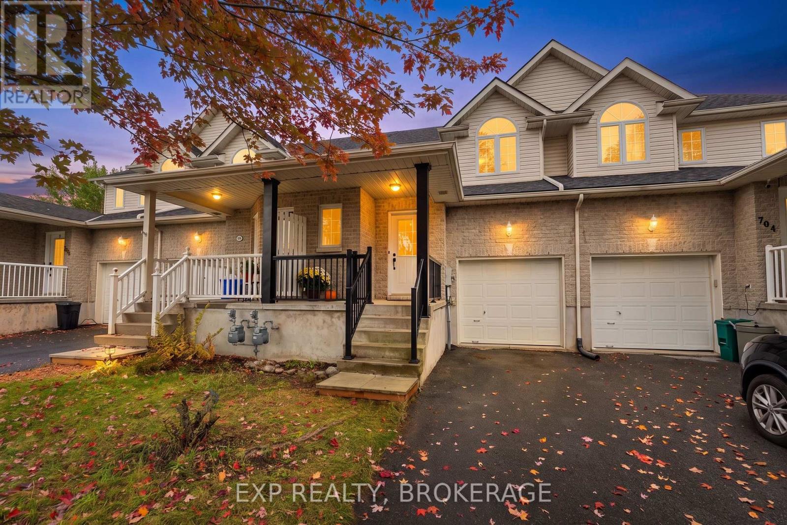 702 MACLEAN COURT, kingston (kingston east (incl barret crt)), Ontario