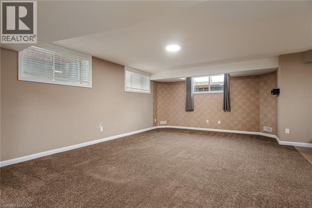 299 Moorlands Crescent, Kitchener, Ontario  N2P 0C4 - Photo 42 - 40852861