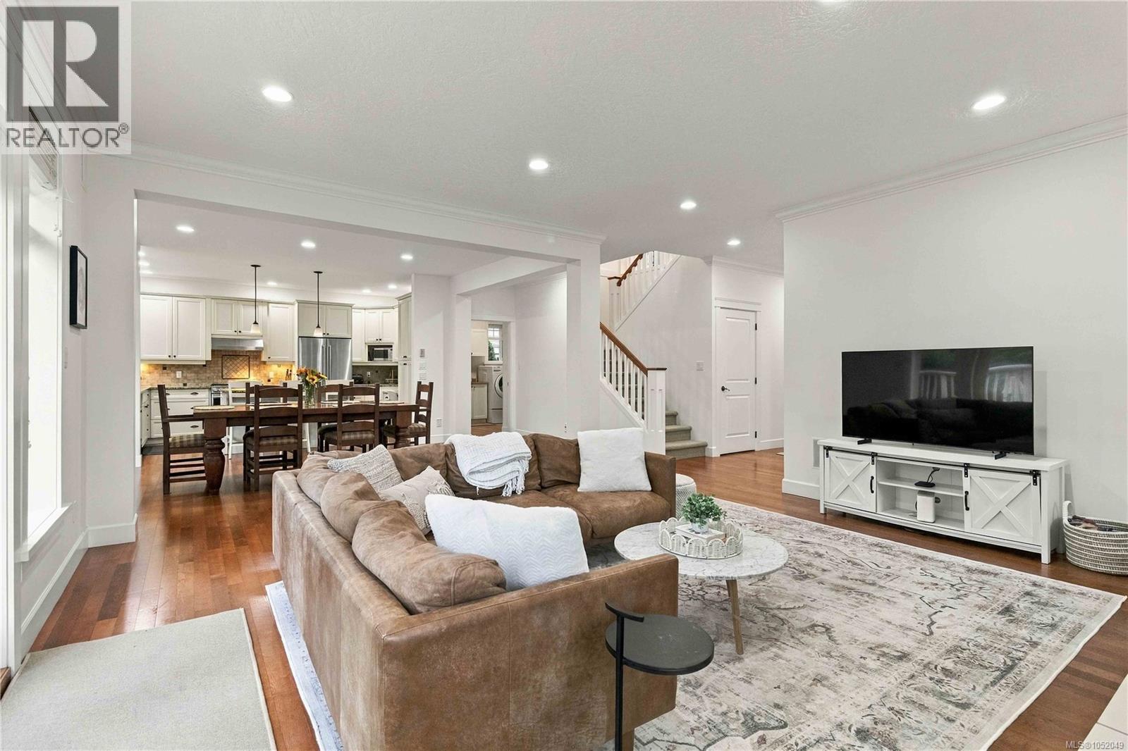 4529 Seawood Terr