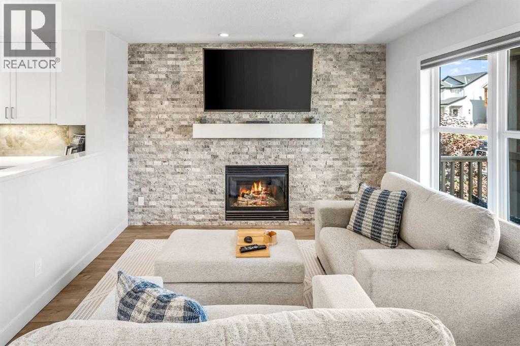 207 Copperpond Road Se, Calgary, Alberta T2Z 0X3 - Photo 6 - A2346901