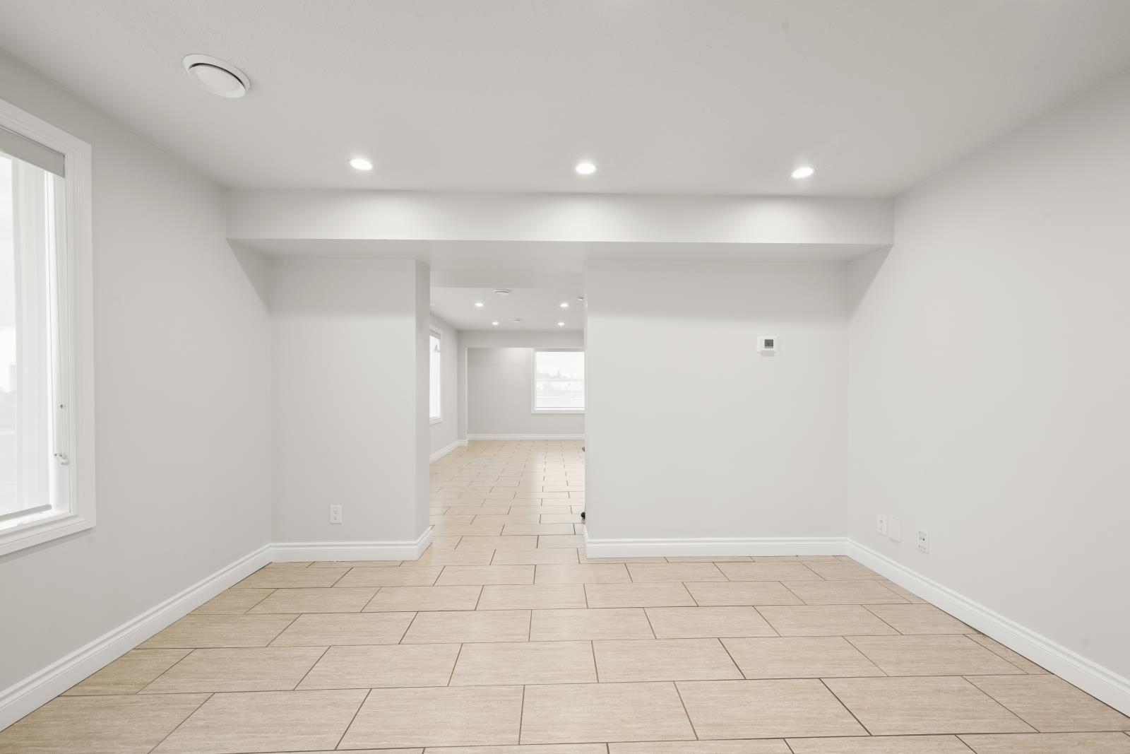 8846-8848-8850 60 Ave NW