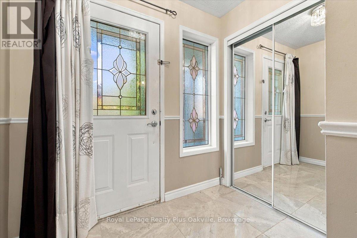5537 Linwell Place, Mississauga (Churchill Meadows), Ontario  L5M 6L7 - Photo 3 - W14084446