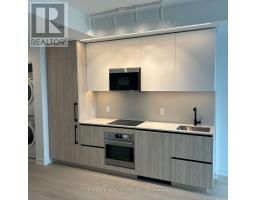 1015 - 699 SHEPPARD AVENUE E, Toronto, Ontario