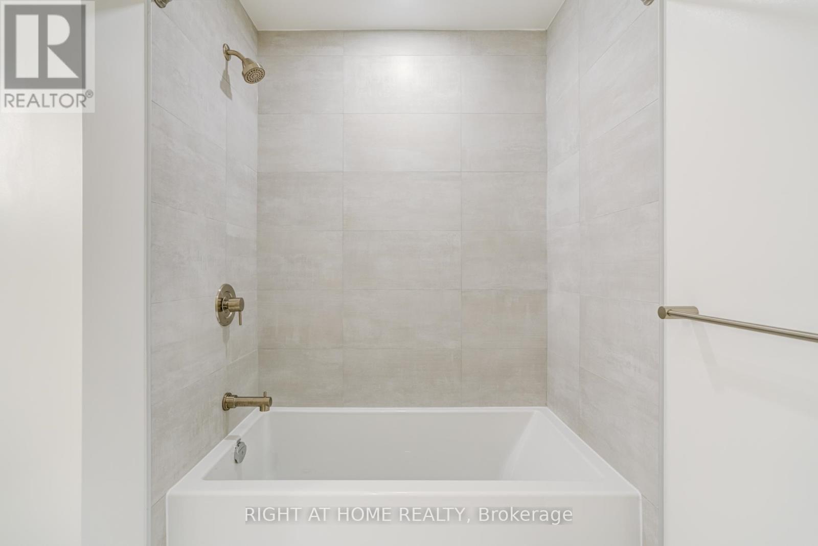 2403s - 110 Broadway Avenue, Toronto (Mount Pleasant West), Ontario  M4P 1V7 - Photo 20 - C14084458