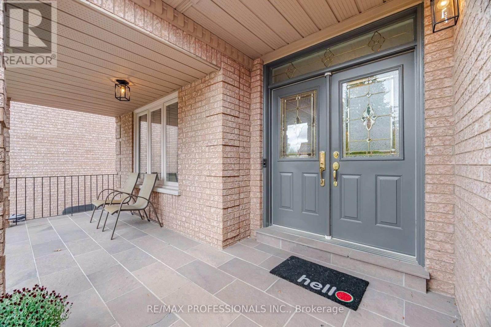 8 Piper Court, Vaughan, Ontario  L6A 1X2 - Photo 6 - N14084370