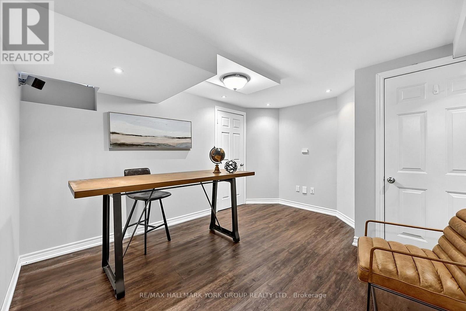 378 Marble Place, Newmarket (Woodland Hill), Ontario  L3X 2P1 - Photo 14 - N14084444