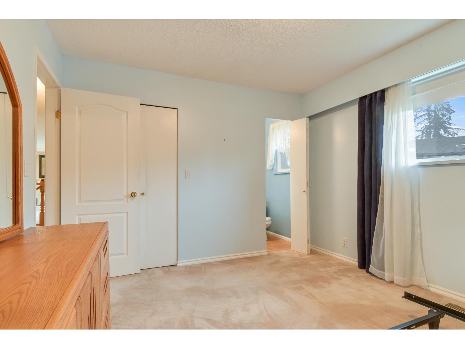 11235 78a Avenue, Delta, British Columbia  V4C 1P4 - Photo 12 - R3175930