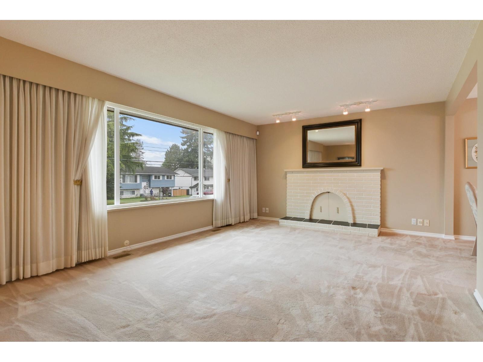 11235 78a Avenue, Delta, British Columbia  V4C 1P4 - Photo 4 - R3175930