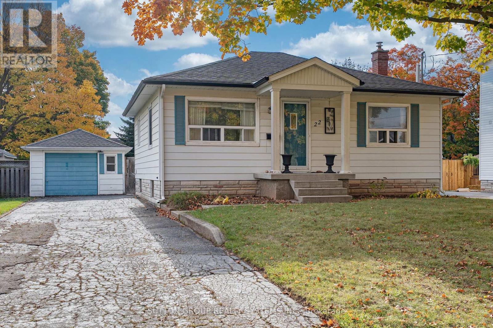 22 ARLETTA STREET, Halton Hills, Ontario