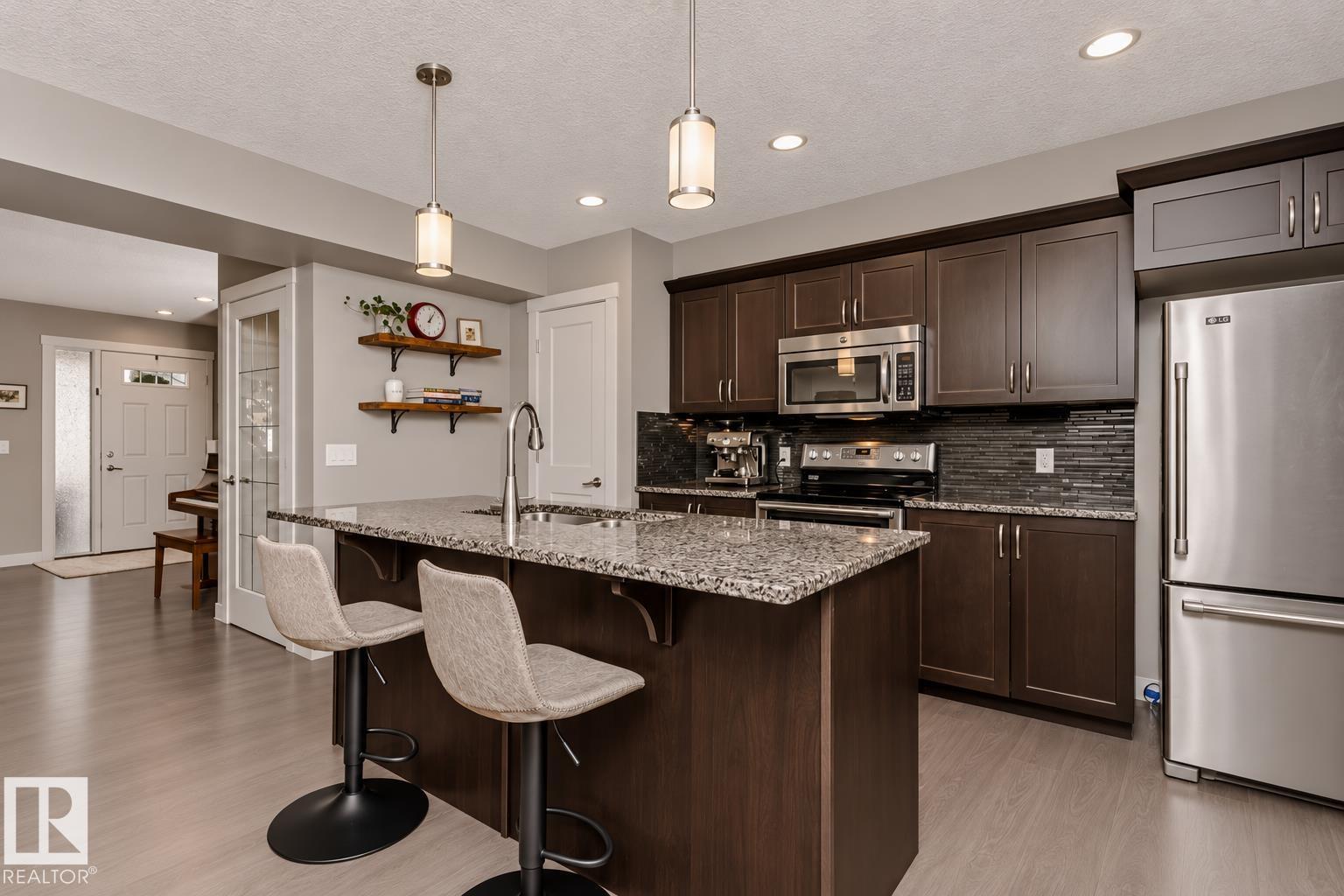 2115 TRUMPETER WY NW