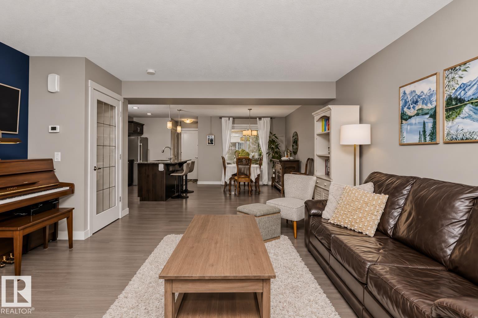 2115 TRUMPETER WY NW