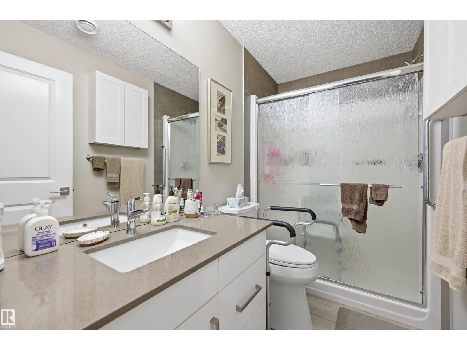 168 LARCH CR