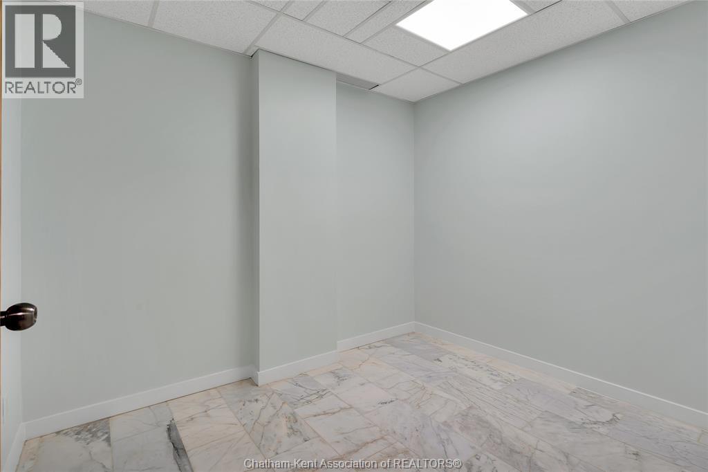 1585 Ouellette Avenue, Windsor, Ontario  N8X 1K5 - Photo 17 - 26025435