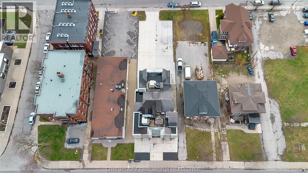 1585 Ouellette Avenue, Windsor, Ontario  N8X 1K5 - Photo 38 - 26025435