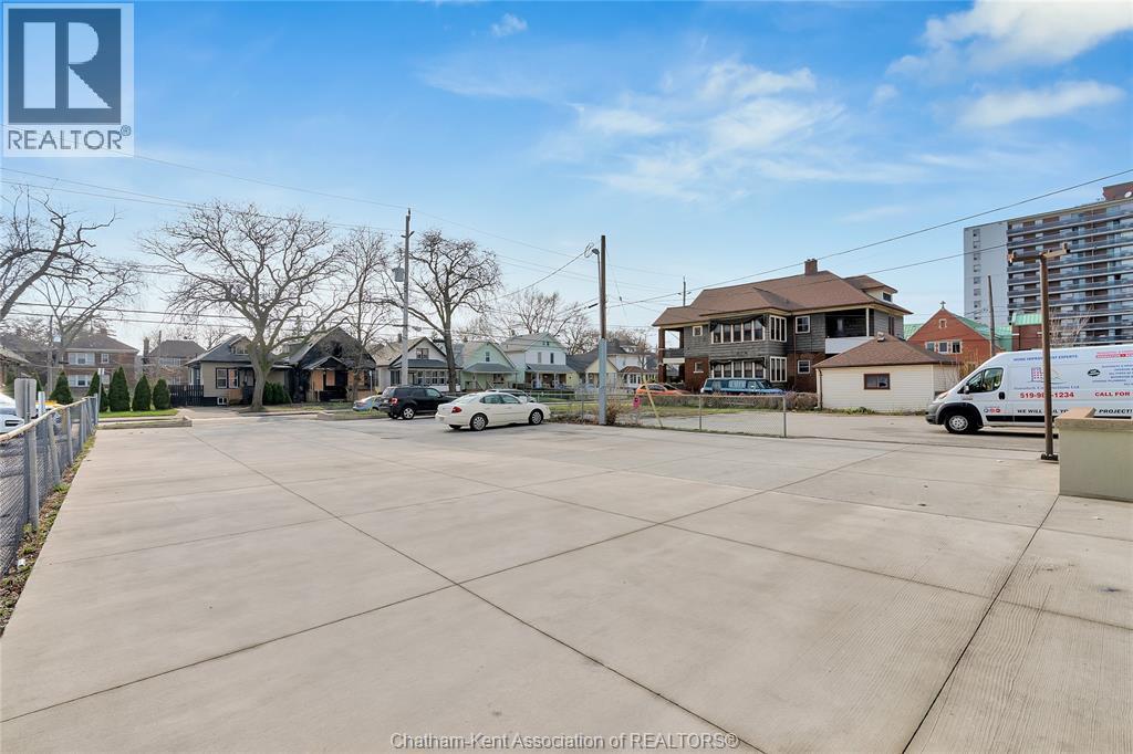 1585 Ouellette Avenue, Windsor, Ontario  N8X 1K5 - Photo 46 - 26025435