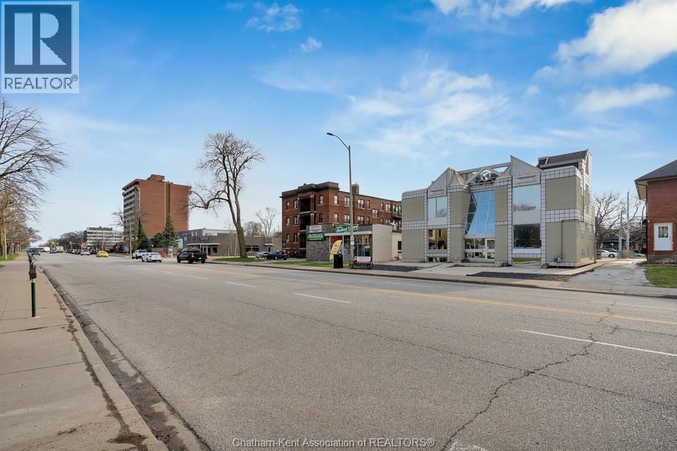 1585 Ouellette Avenue, Windsor, Ontario  N8X 1K5 - Photo 47 - 26025435