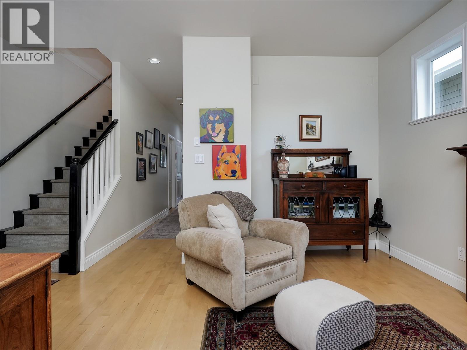 134 Clarence St