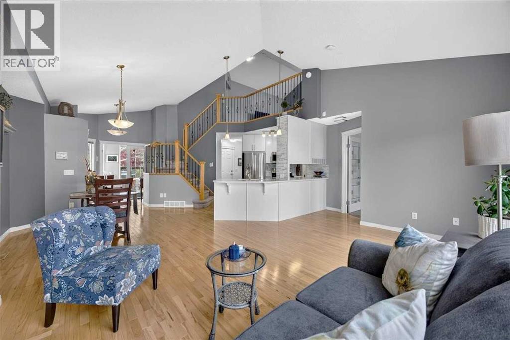 248 Springbank Villas SW, Calgary, Alberta  T3H 5P7 - Photo 7 - A2351344
