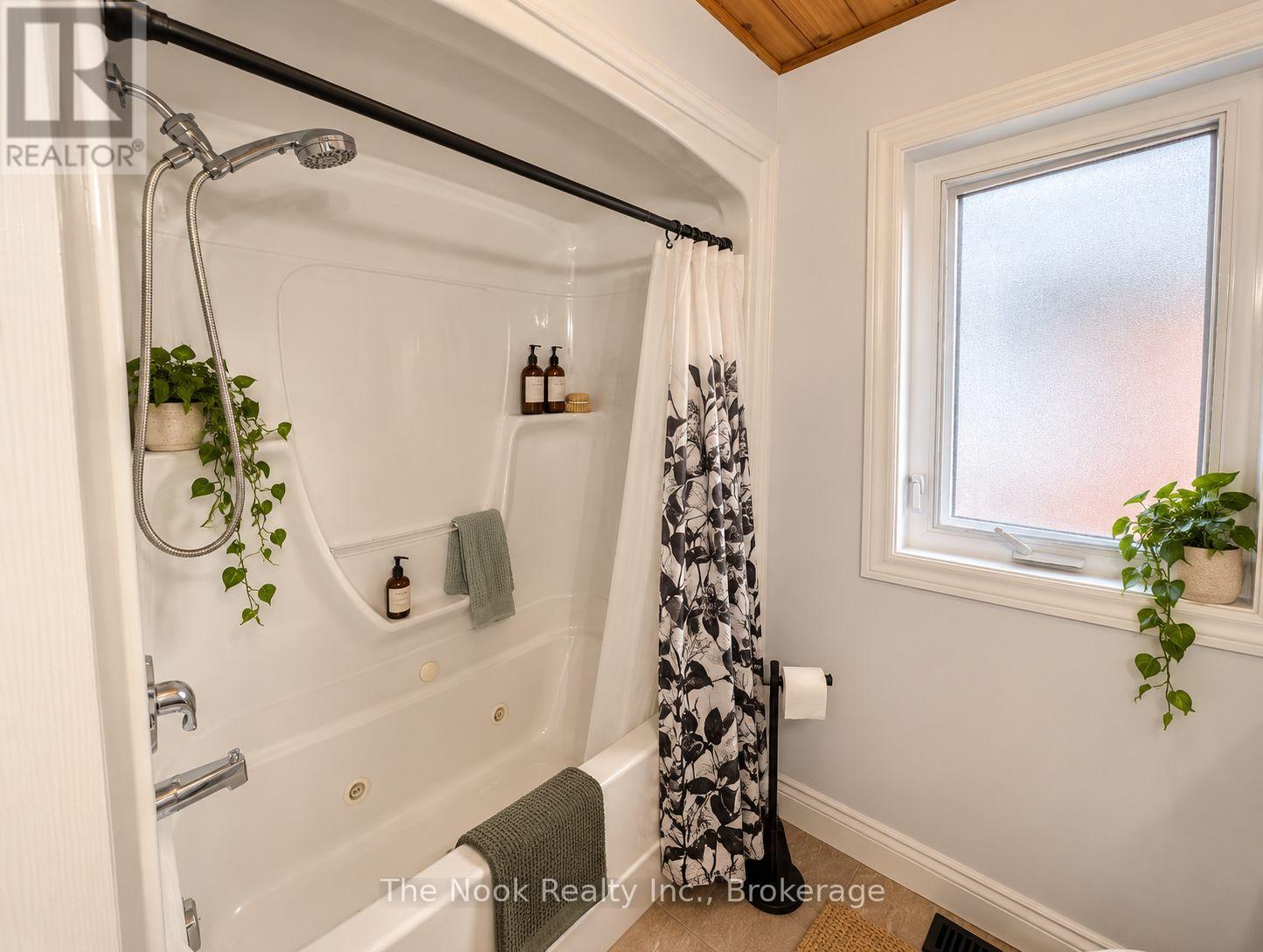 3 Midland Drive, Kawartha Lakes, Ontario  K9V 6B9 - Photo 8 - X14084472