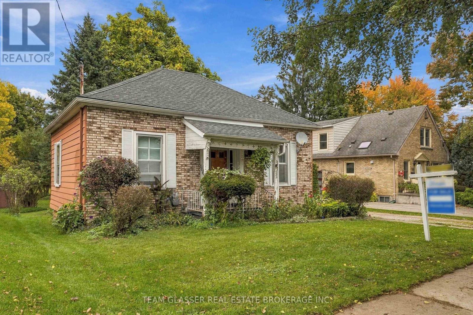 666 St James Street, London East, Ontario  N5Y 3P8 - Photo 4 - X14084478