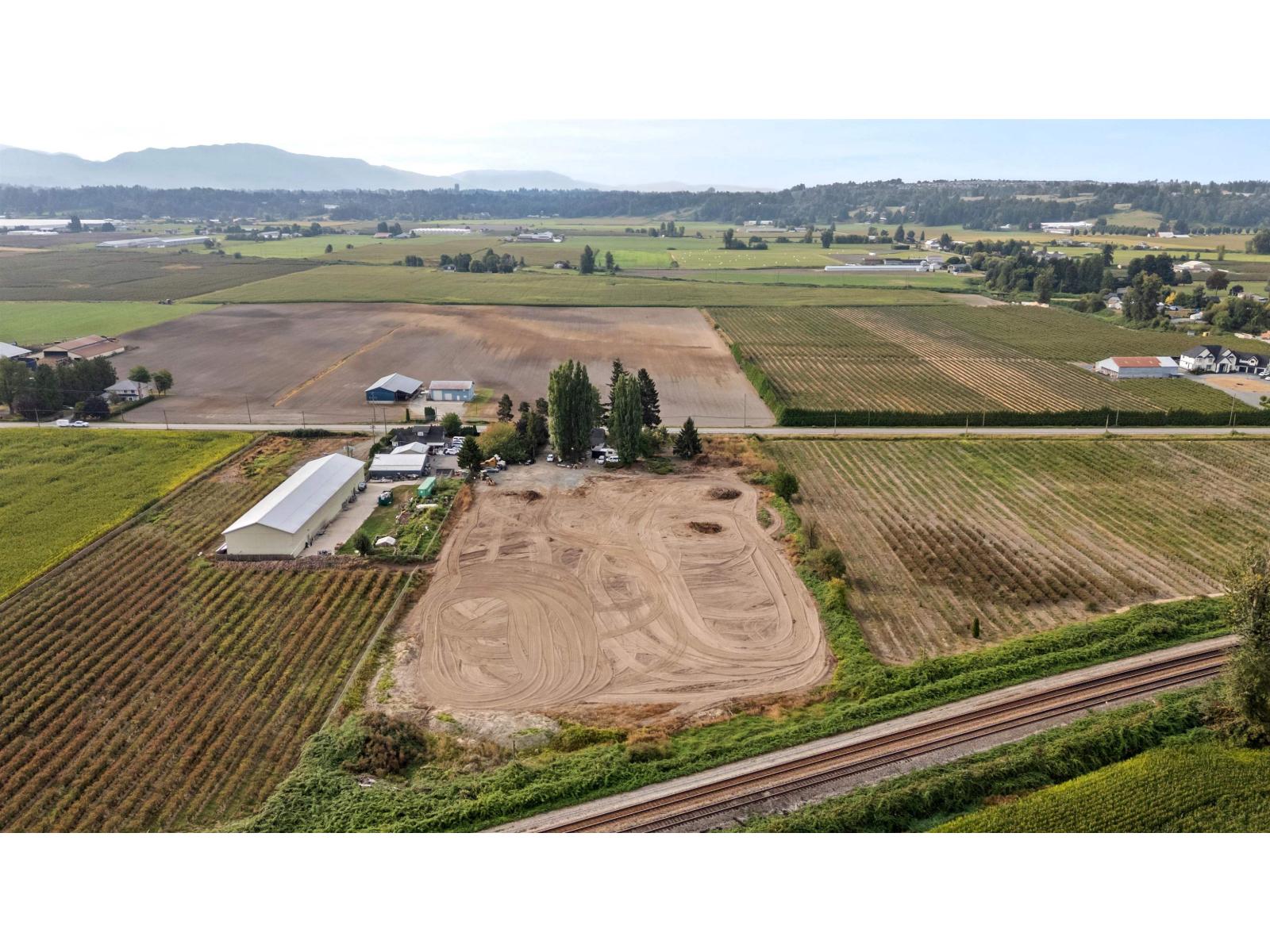32219 Harris Road, Abbotsford, British Columbia  V4X 1W1 - Photo 1 - R3175302