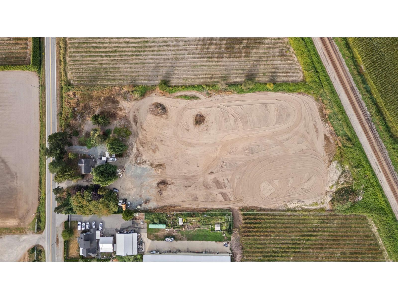 32219 Harris Road, Abbotsford, British Columbia  V4X 1W1 - Photo 2 - R3175302