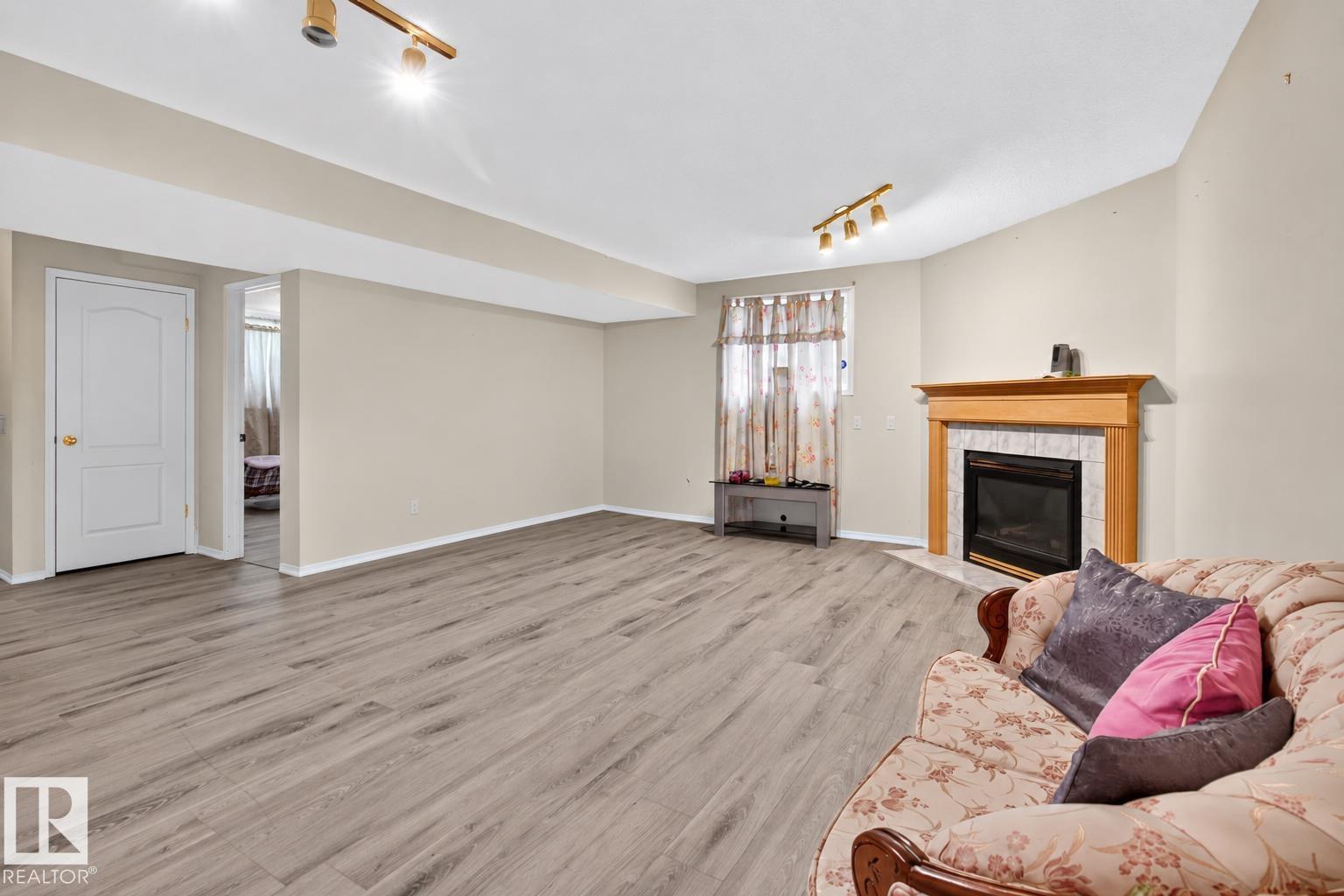 13111 36 ST NW