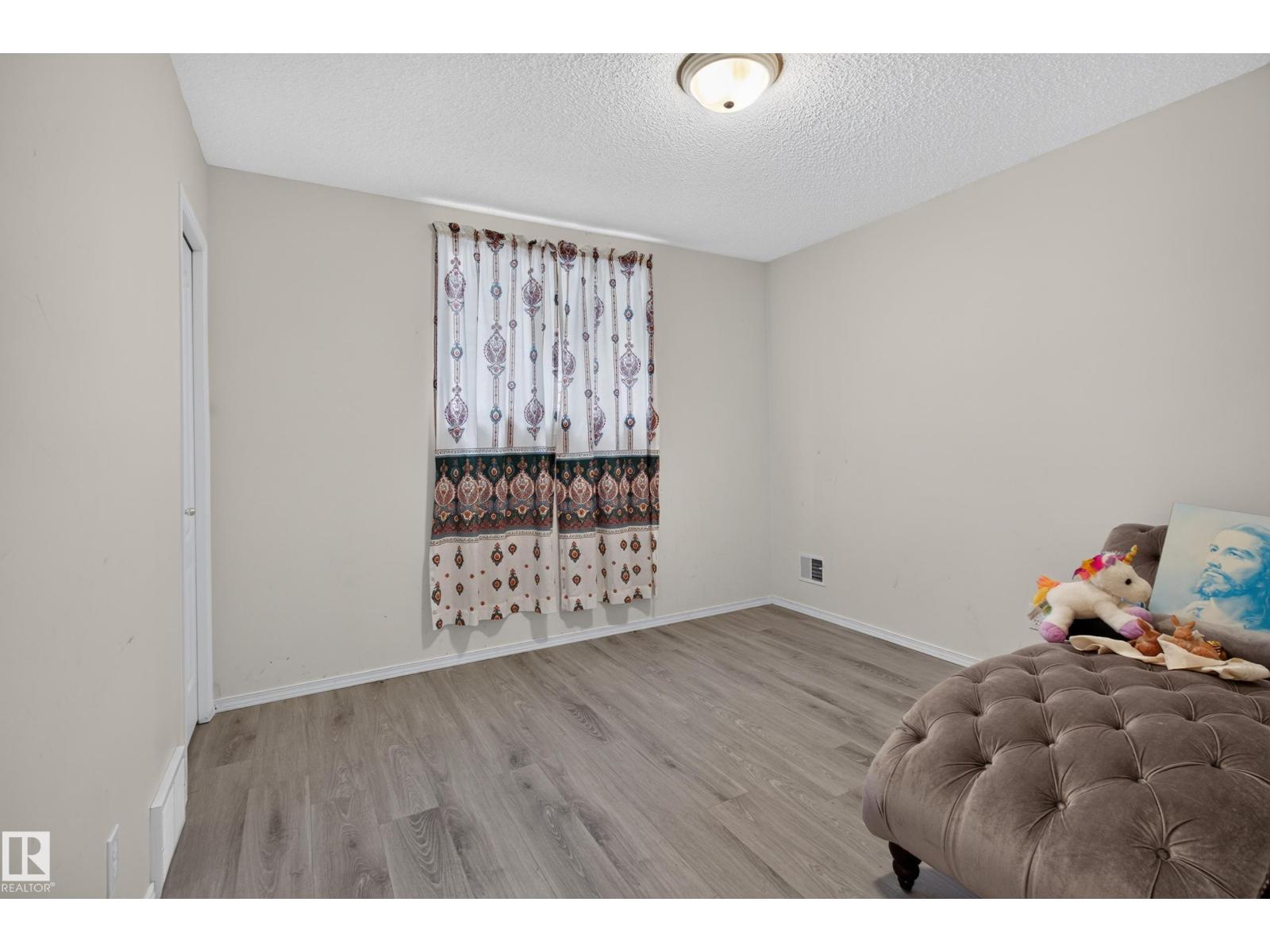 13111 36 ST NW