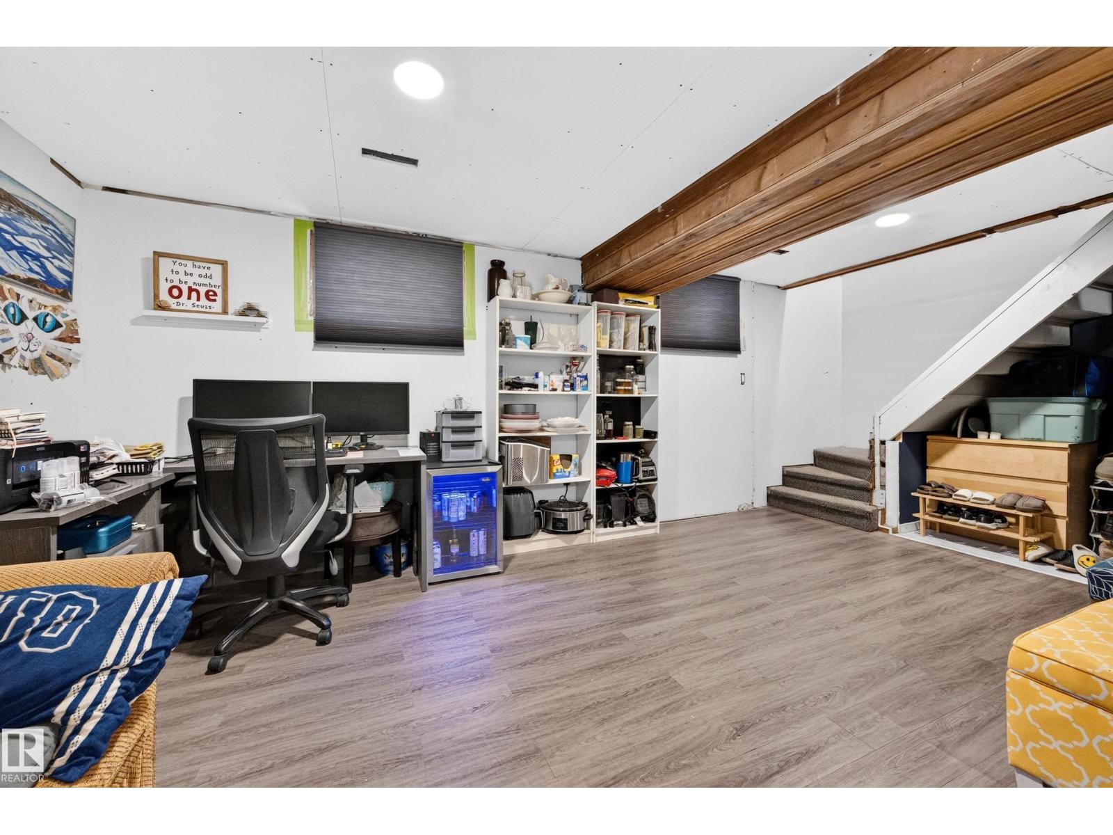 8812 79 ST NW