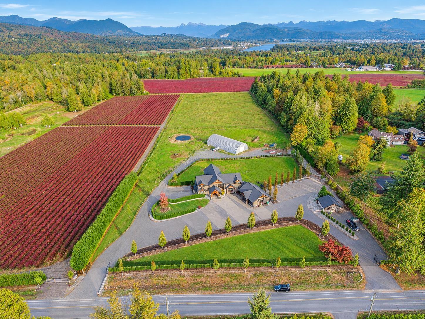 7460 Bradner Road, Abbotsford, British Columbia  V4X 2B6 - Photo 1 - R3174686