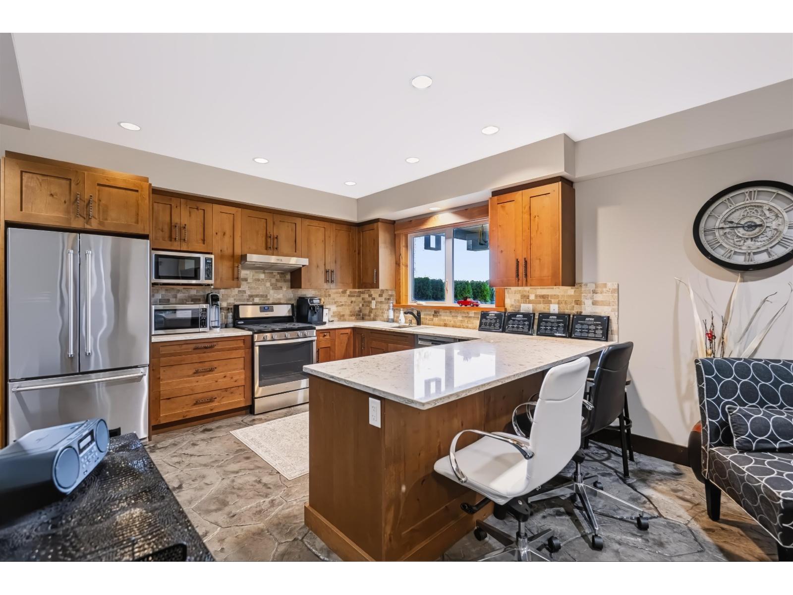 7460 Bradner Road, Abbotsford, British Columbia  V4X 2B6 - Photo 25 - R3174686