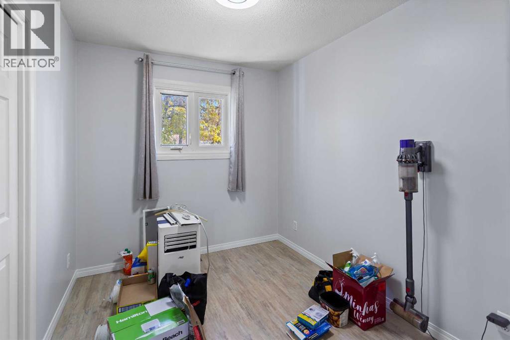 4504 67 Street, Camrose, Alberta  T4V 2P9 - Photo 11 - A2350912