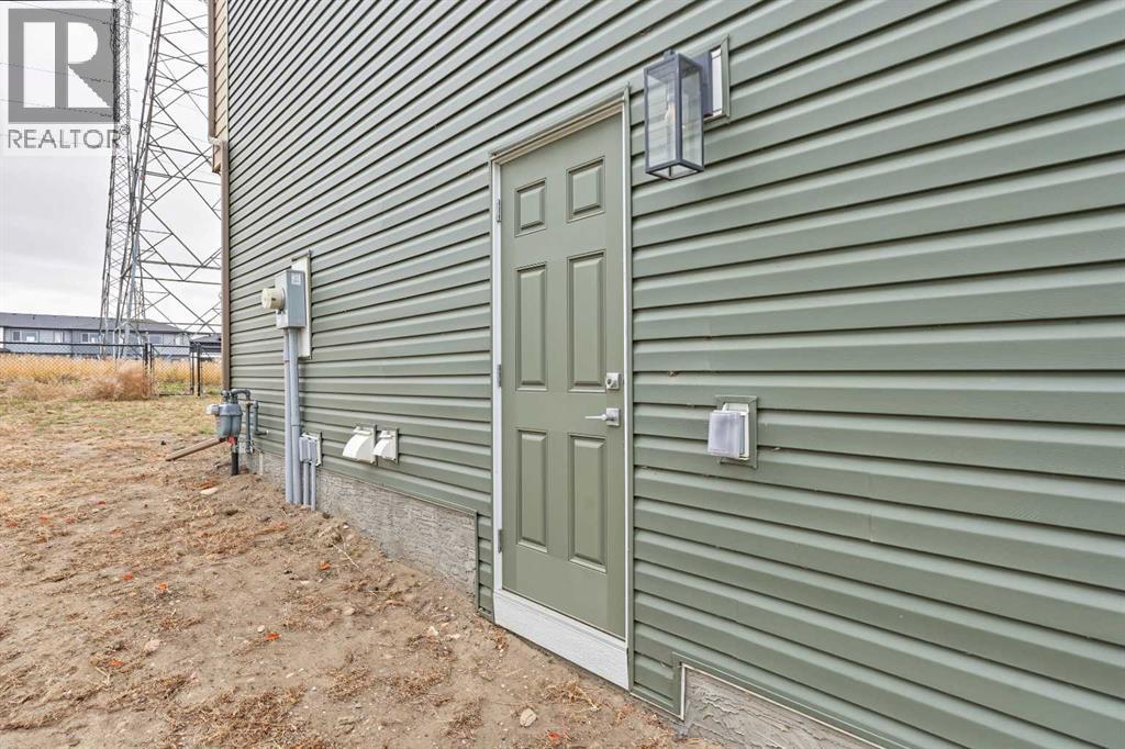 311 Dawson Dock Way