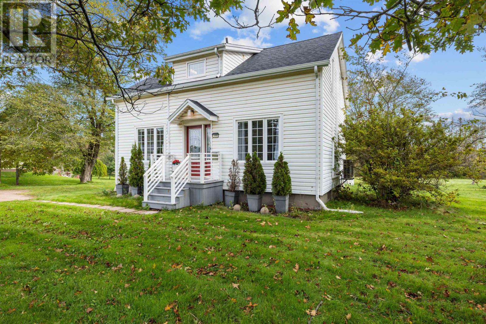 490 South Drive, Summerside, Prince Edward Island  C1N 3Z4 - Photo 5 - 202625940