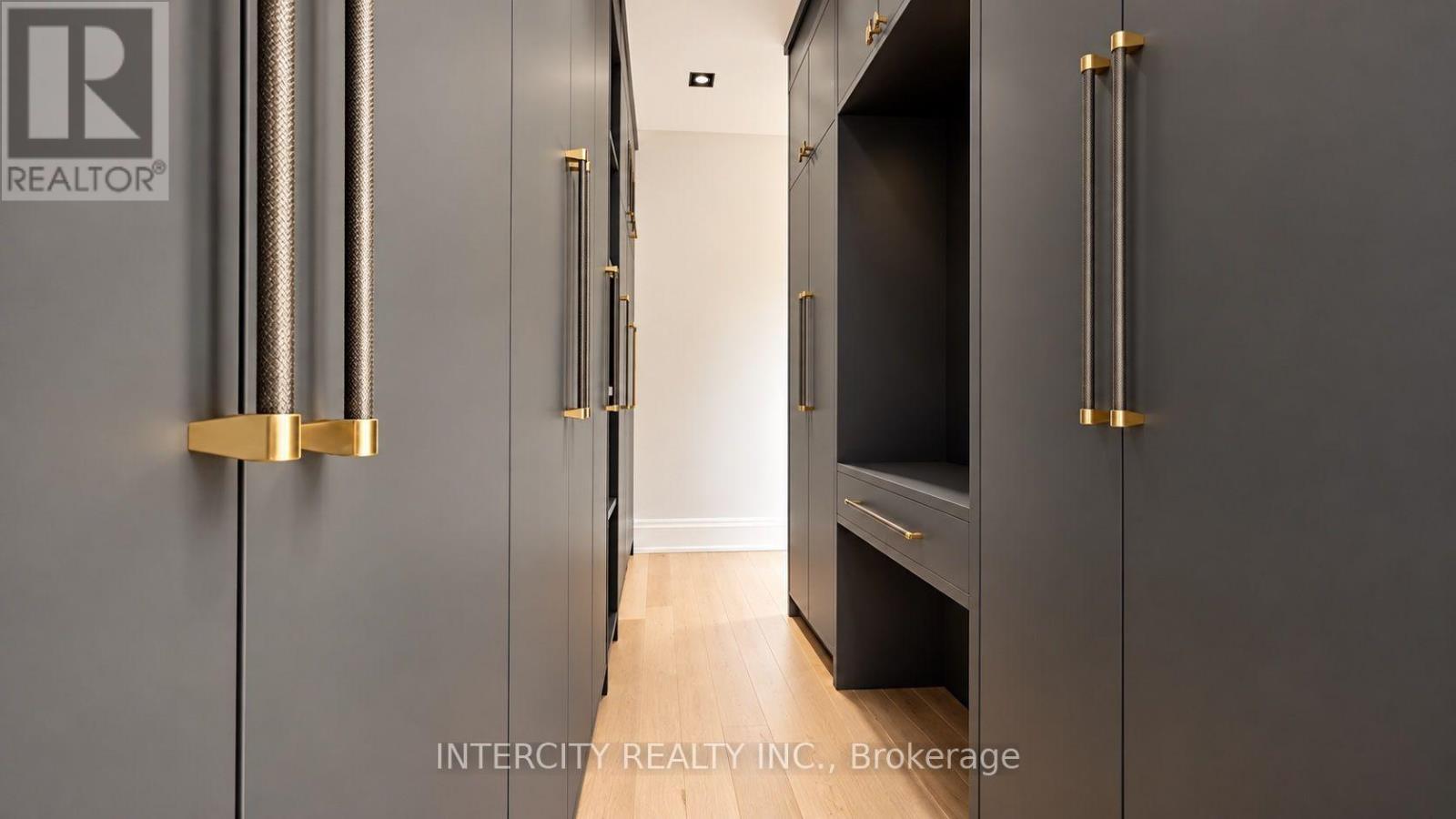 1 Silvergrove Road, Toronto (St. Andrew-Windfields), Ontario  M2L 2N5 - Photo 29 - C14084488