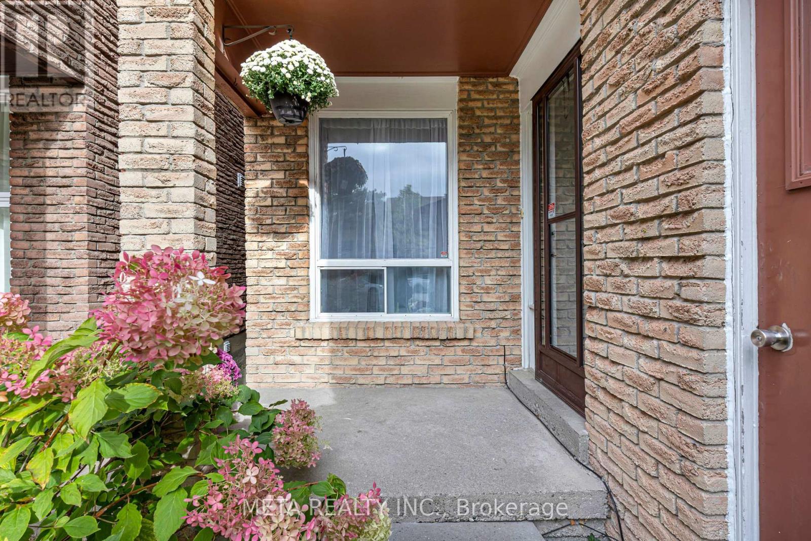 152 Generation Boulevard, Toronto, Ontario  M1B 2V1 - Photo 3 - E14084504