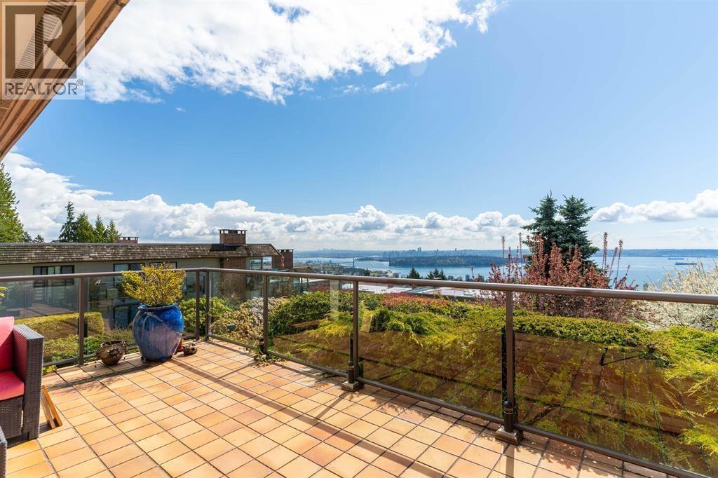14 2246 Folkestone Way, West Vancouver, British Columbia V7S 2X7 - Photo 2 - R3175931