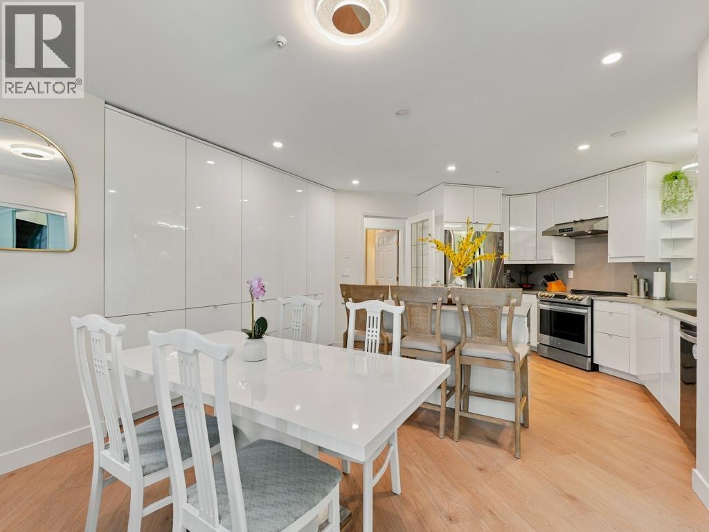 308 1150 LYNN VALLEY ROAD