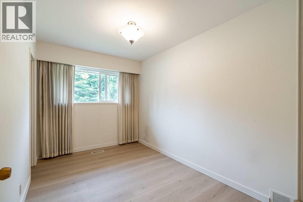 8140 Hunter Street, Burnaby, British Columbia  V5A 2B9 - Photo 16 - R3175917