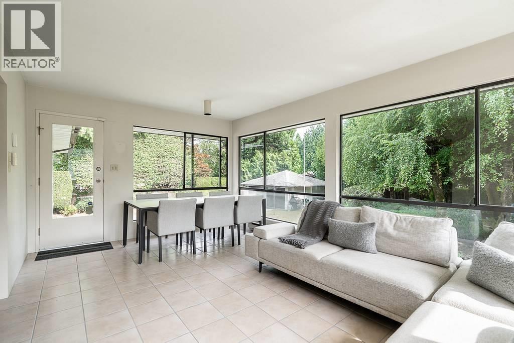 8140 Hunter Street, Burnaby, British Columbia  V5A 2B9 - Photo 9 - R3175917