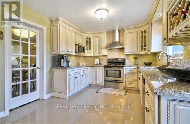 4379 Sedgefield Road, Mississauga (Central Erin Mills), Ontario  L5M 3B6 - Photo 10 - W14084474