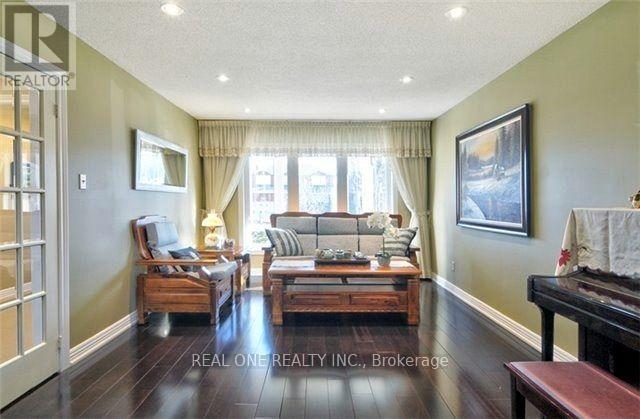 4379 Sedgefield Road, Mississauga (Central Erin Mills), Ontario  L5M 3B6 - Photo 4 - W14084474