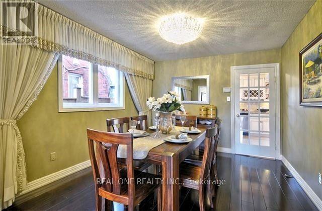 4379 Sedgefield Road, Mississauga (Central Erin Mills), Ontario  L5M 3B6 - Photo 6 - W14084474